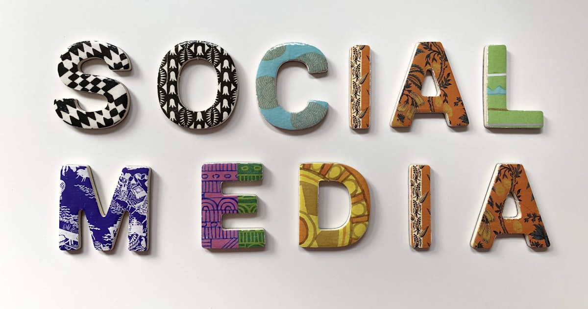 Social media marketing company helping businesses in Surat